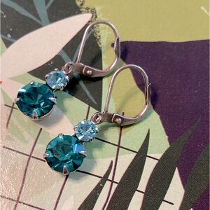 Austrian Crystal- teal/blue earrings NEW